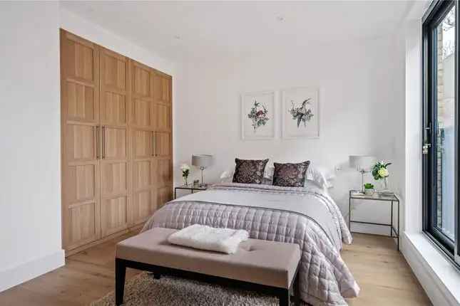 Four Bedroom House for Sale Georges Road Islington London N7