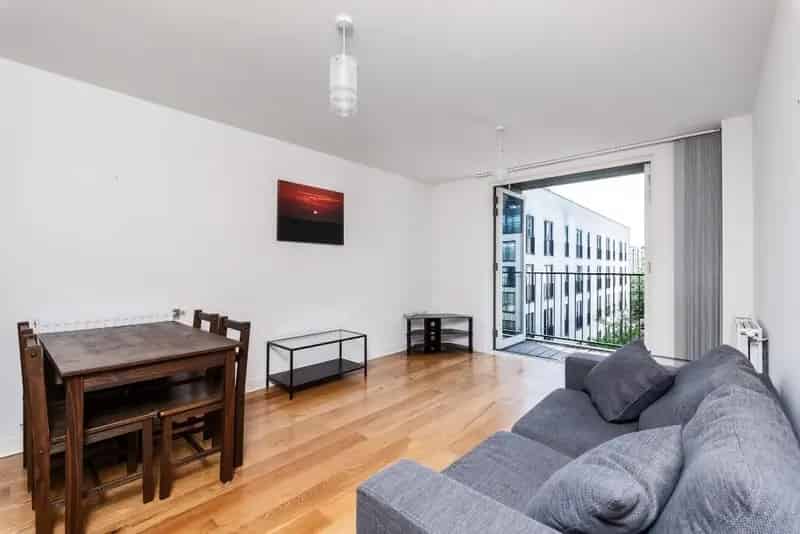 2 Bedroom Apartment for Sale with Private Parking and Lift Access