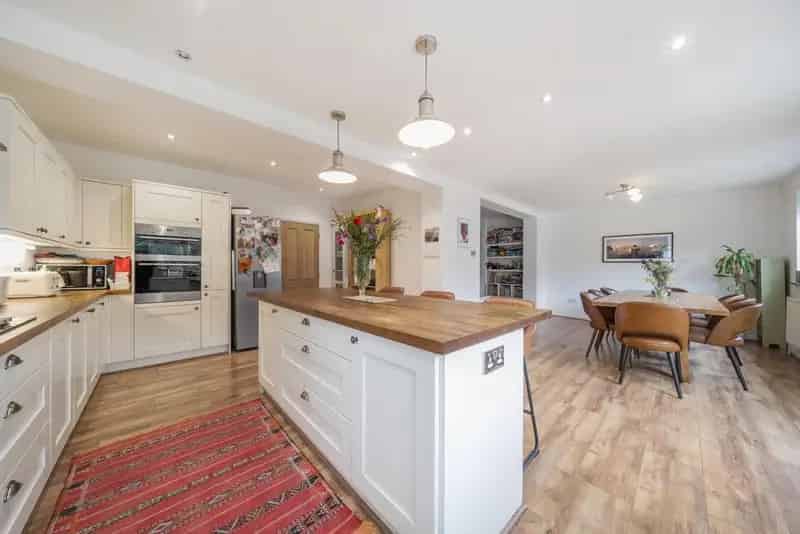 Five Bedroom Family Home Near Crystal Palace