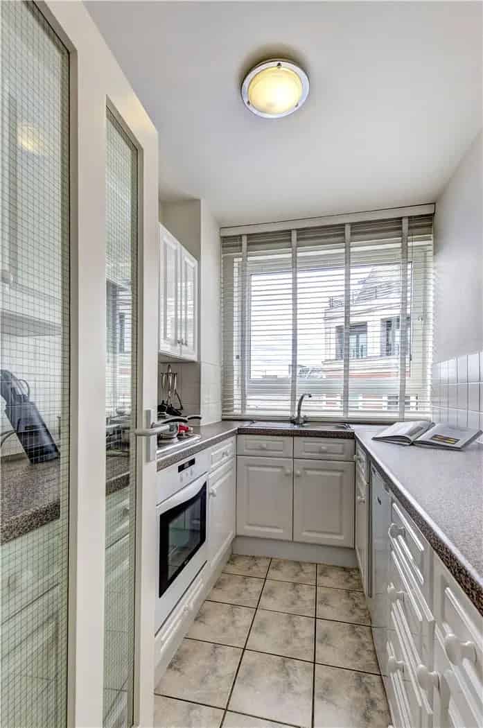 1 Bedroom Apartment near Victoria Station London