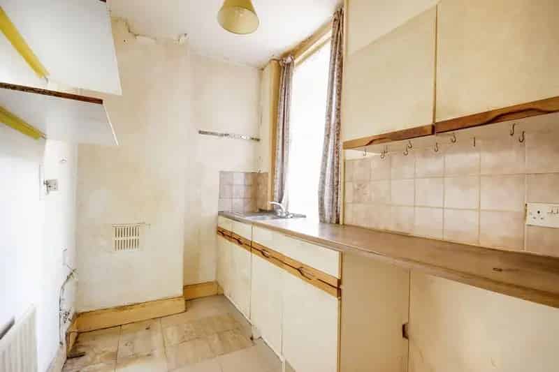 2 Bedroom Apartment House to Rent near Victoria Park