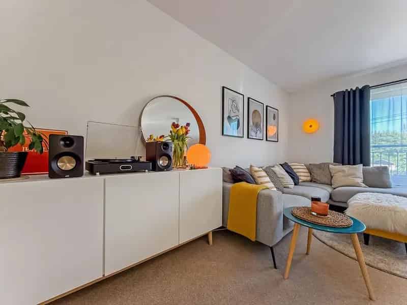2 Bedroom Apartment for Sale in Mount Vernon Glasgow