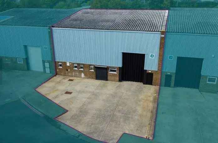 Warehouse Unit To Let in Park Royal, London