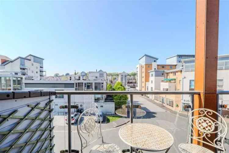 2 Bed Marina View Apartment For Sale