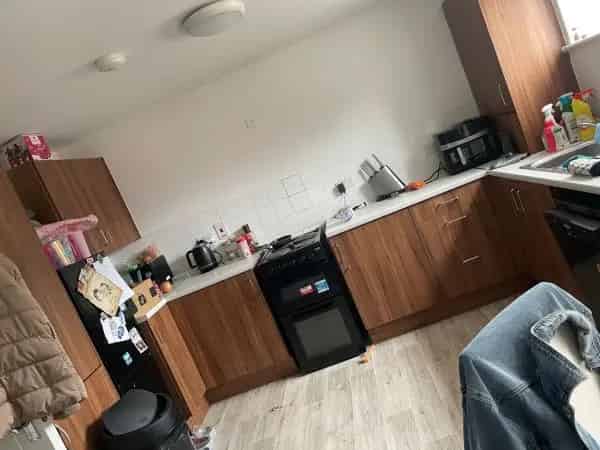 2 Bedroom Flat in Leybourne Chase