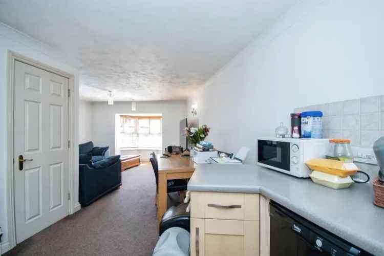 2 Bed Flat for Sale Fordingbridge  Investment Opportunity