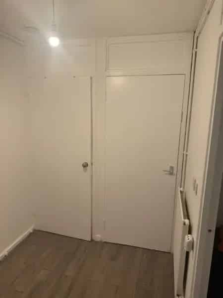 1 Bedroom Ground Floor House Near Chingford Station