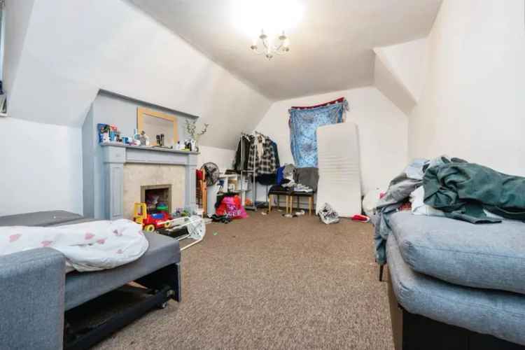1 Bedroom Flat for Sale Chaucer Road