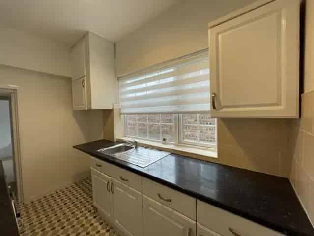3 Bed Mid Terrace House Zero Deposit Available Near Motorway