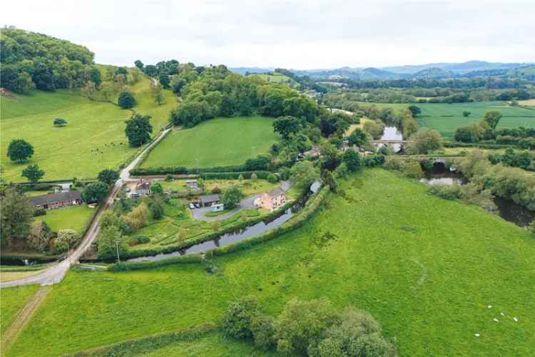 Stunning Georgian Salt Warehouse Conversion with Annexes