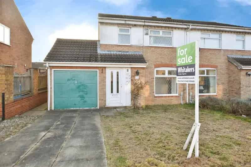 3 bedroom semi detached house for sale