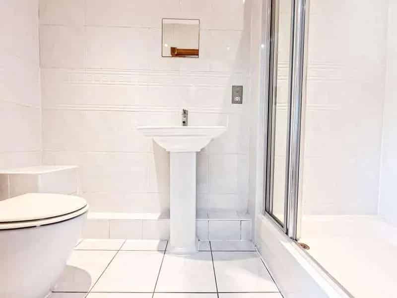 3 Bed Top Floor Duplex Apartment For Sale