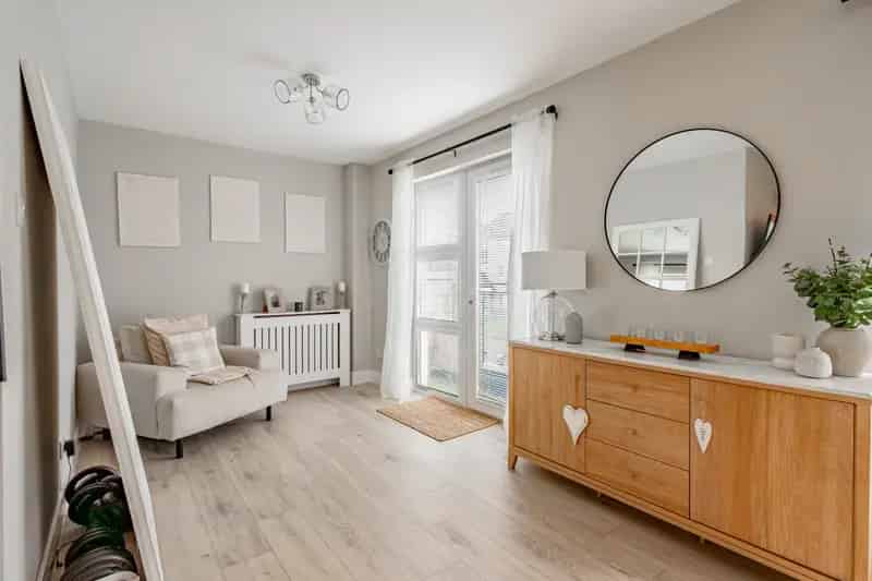 4 Bedroom House with Garage and Carport Available Mid September