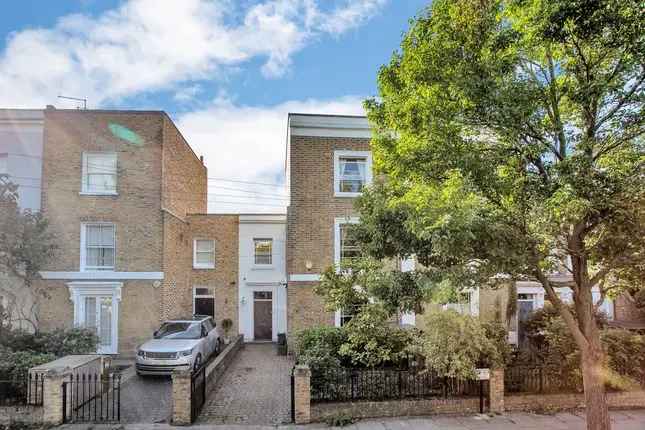 Semi-detached house for sale in De Beauvoir Road, London N1