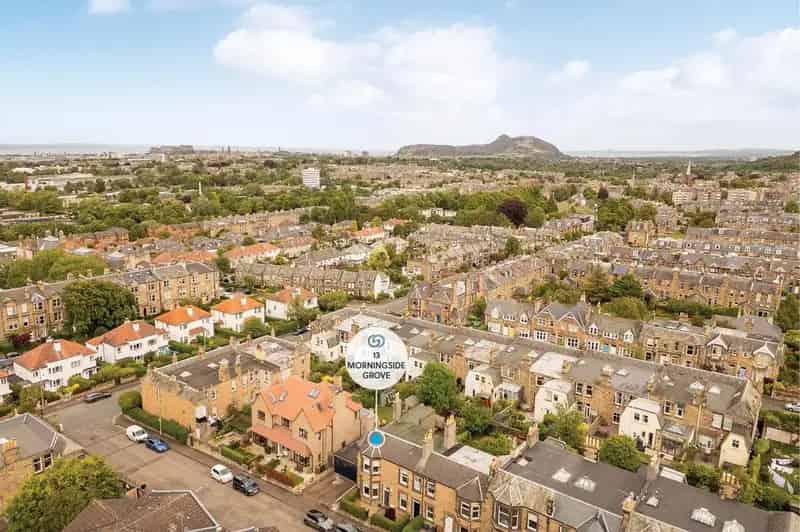 2 Bedroom Flat for Sale in Morningside