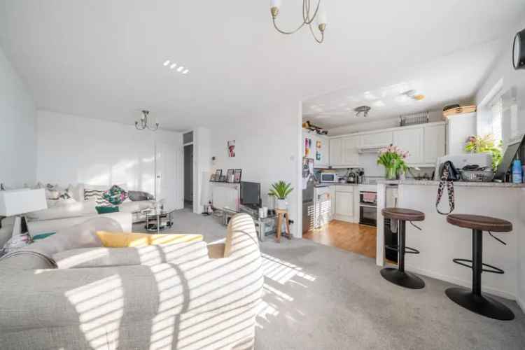 2 Bed Maisonette near Berkhamsted Station