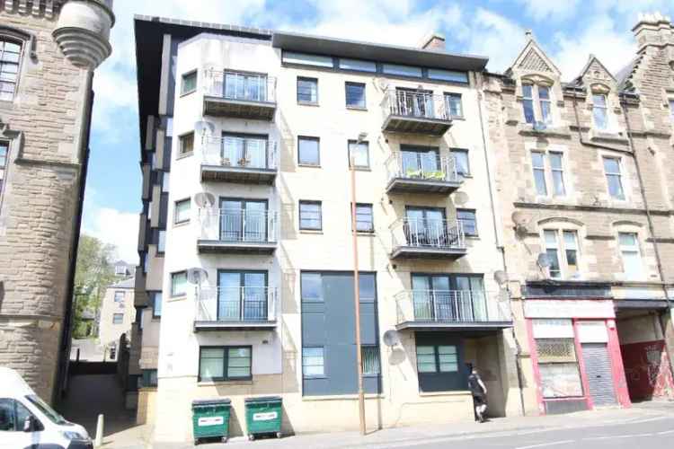 3 Bedroom Flat to Rent - Modern Furnished Apartment