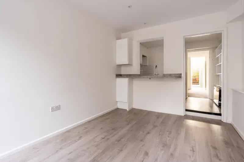 1 Bedroom Flat for Sale