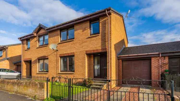 3 Bedroom Semi-Detached House for Sale in Castlemilk