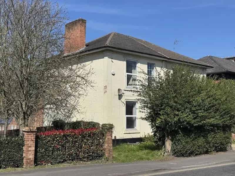 7 Bedroom Detached House for Sale
