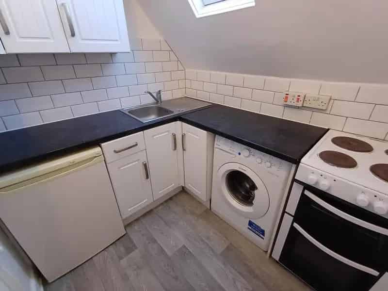 1 Bedroom Apartment Boscombe