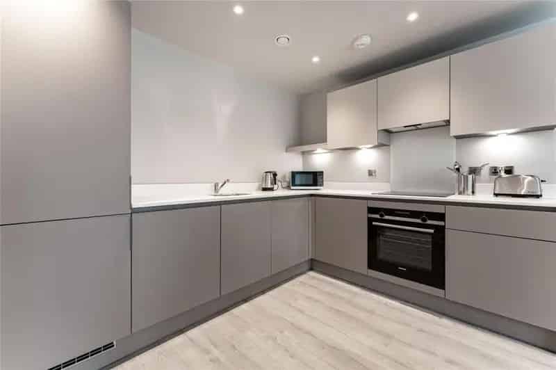 1 Bedroom Apartment Stunning City Views