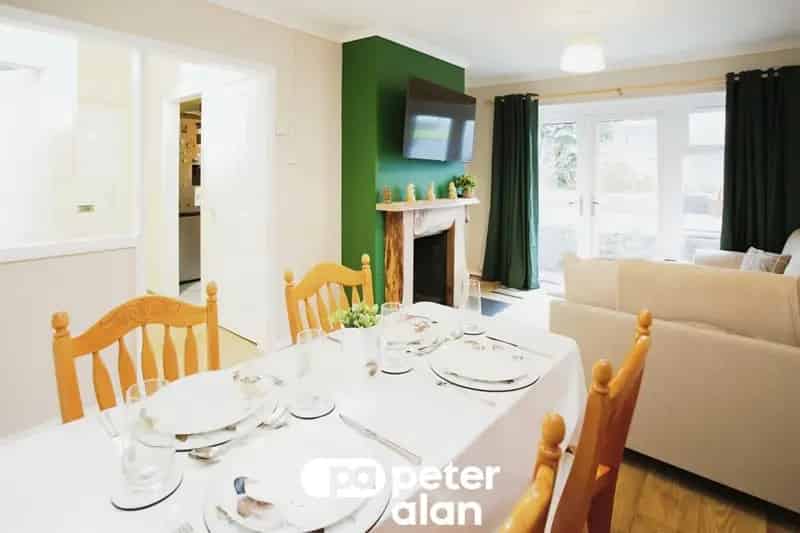 2 Bedroom Semi-Detached Bungalow For Sale