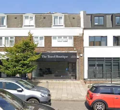 Commercial Property for Lease in Bustling Business District