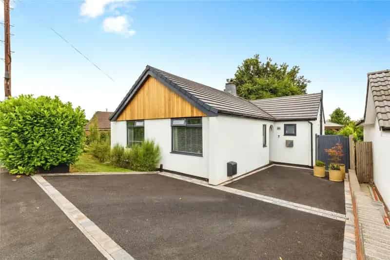 3 Bedroom Bungalow for Sale - Spacious, Stylish, Modern Home