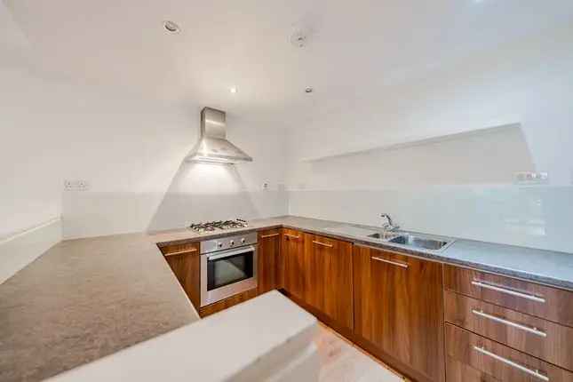 Flat for sale in Haggs Gate, Pollokshaws, Glasgow G41