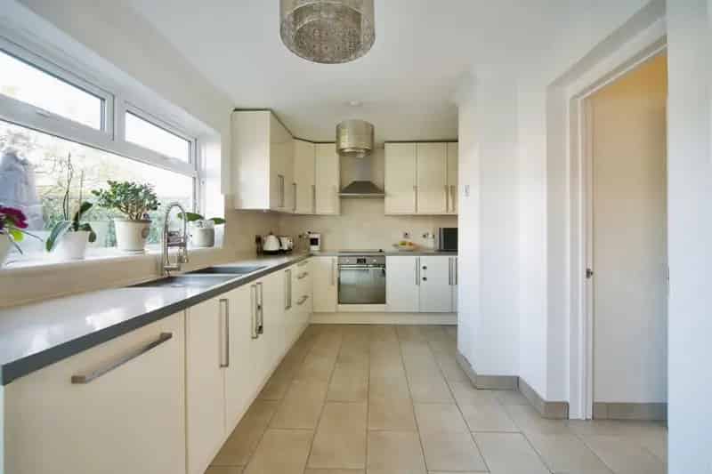 Four Bedroom Family Home in Broxbourne
