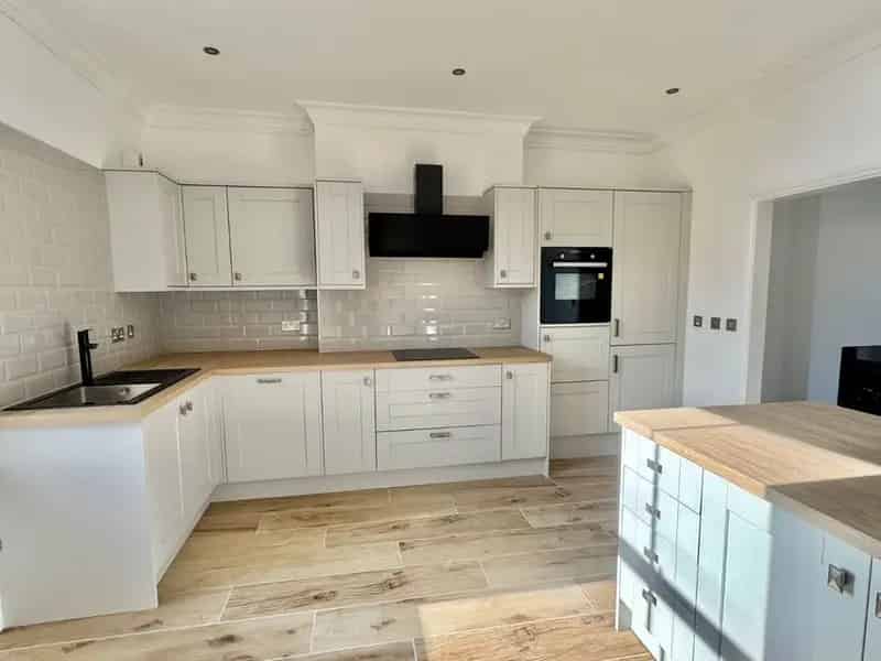 3 Bedroom Flat for Sale Sandgate Kent