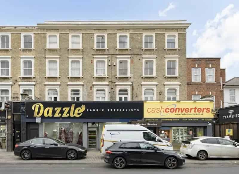 Spacious Shepherds Bush Studio - Central Location - Excellent Transport
