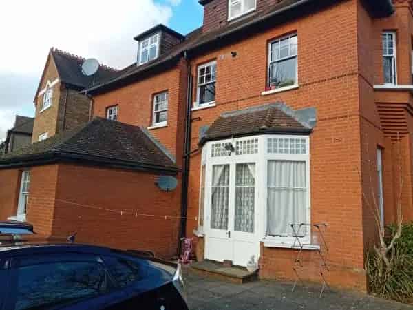 Spacious Victorian Flat  Near St Mary's University Twickenham