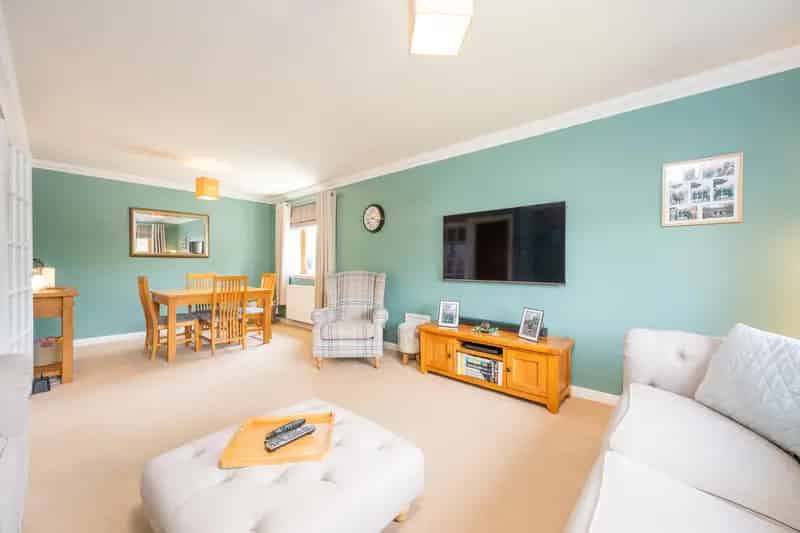 3 Bedroom End-Terraced House for Sale in Portlethen