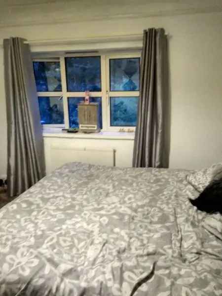 House For Rent in Horsham, England