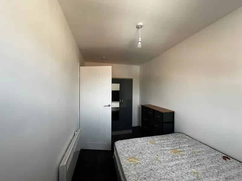 Flat To Rent Available Now