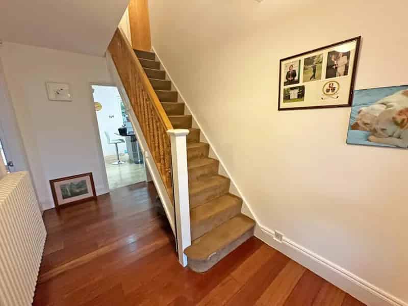 4 Bedroom Detached House for Sale in Hollywood
