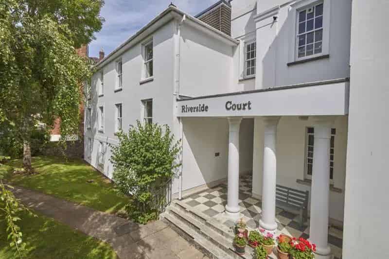 2 Bedroom Apartment for Sale in Exeter Riverside Court