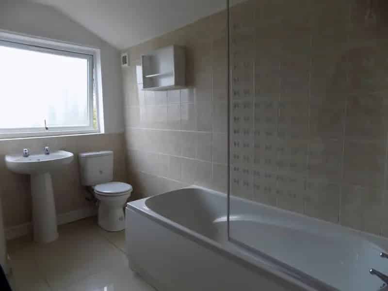 Crown Street Property Portfolio: 7 Units & Land