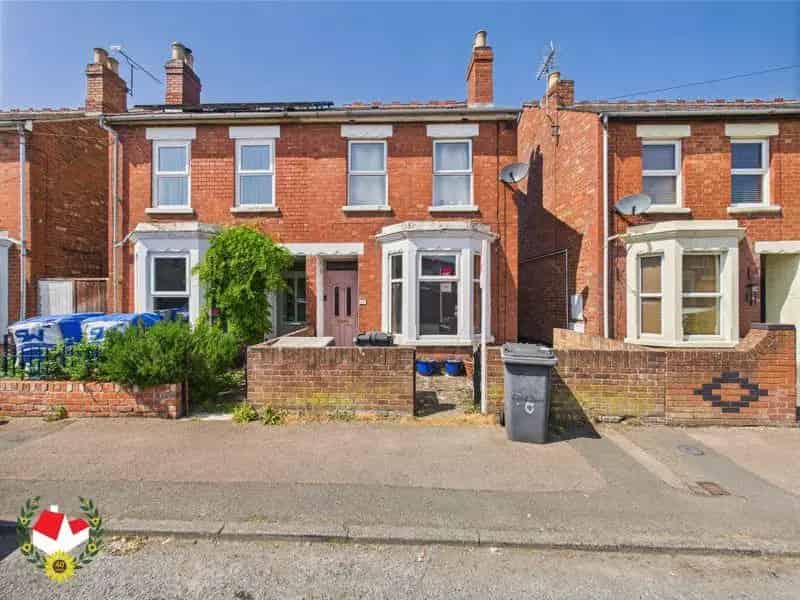 3 Bedroom House For Sale