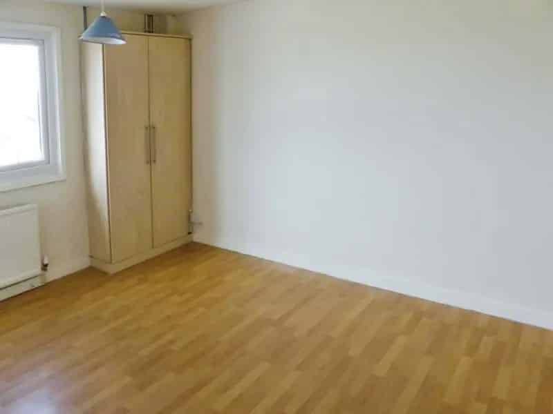 2 bedroom Flat
 To Let