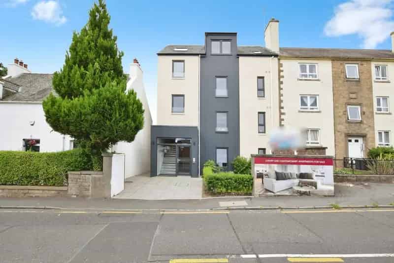 2 Bedroom Apartment for Sale in Corstorphine Edinburgh