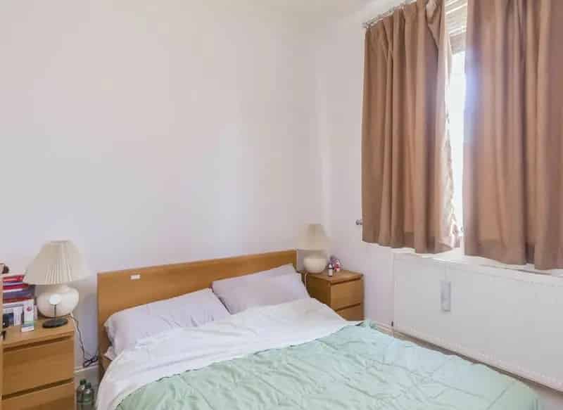 Fulham Apartment  Central Location  Roof Terrace