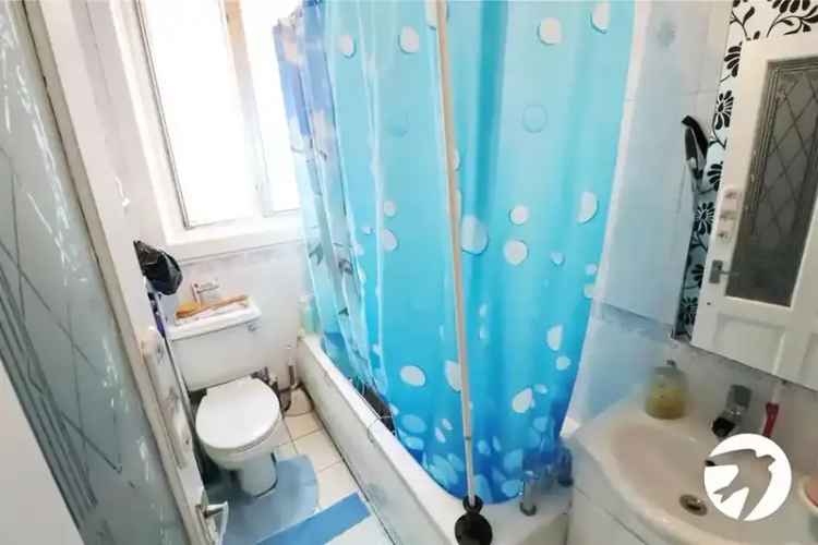 2 Bedroom Maisonette for Sale