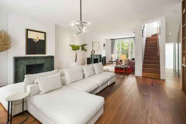 Town house for sale in Carlton Hill, St John's Wood, London NW8, United Kingdom