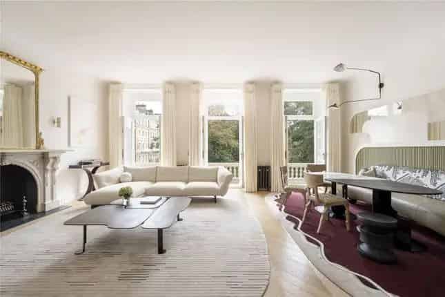 Flat for sale in Queens Gate Gardens, London SW7