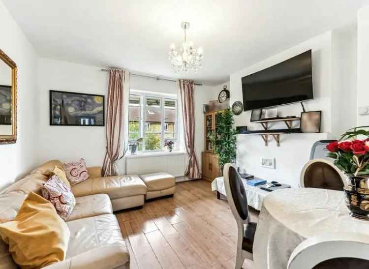 2 Bed 1 Bath Flat Fulham Palace Road Parsons Green Putney