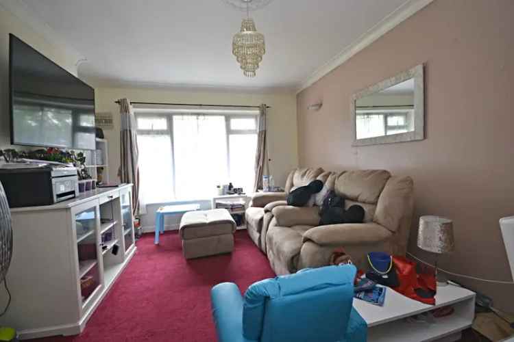 Two Bedroom Maisonette Gossops Green Leasehold Near Shops Station