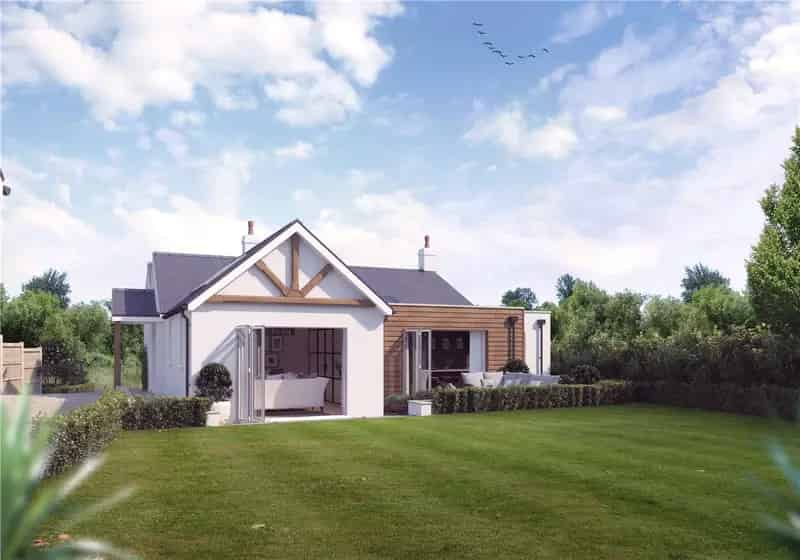3 bedroom house in Milford on Sea
